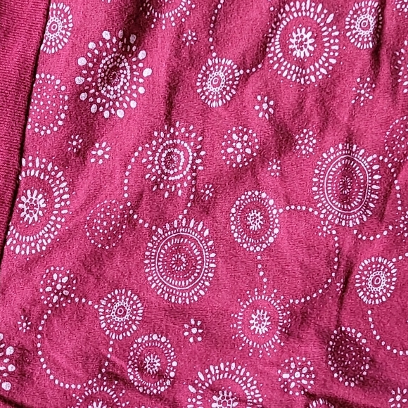 Patterned Red/ Raspberry Color strapless top - Picture 2 of 3